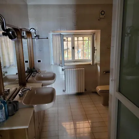 Torre Gilda 200 Mt Dal Mare Con Giardino In Centro Citta * Imperia